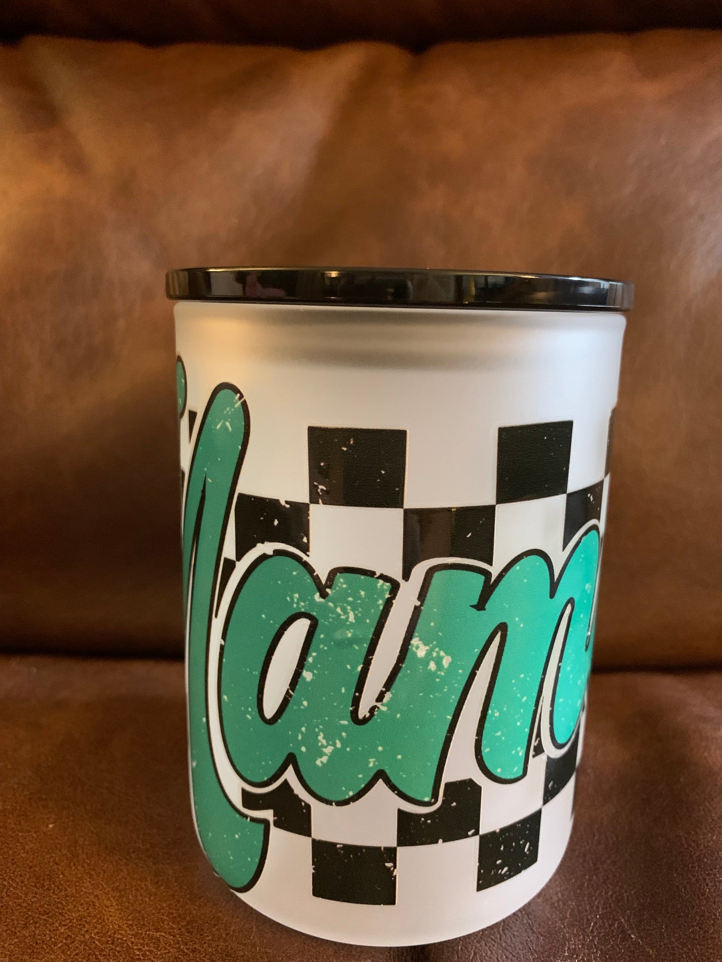 17 oz. Frosted glass mug